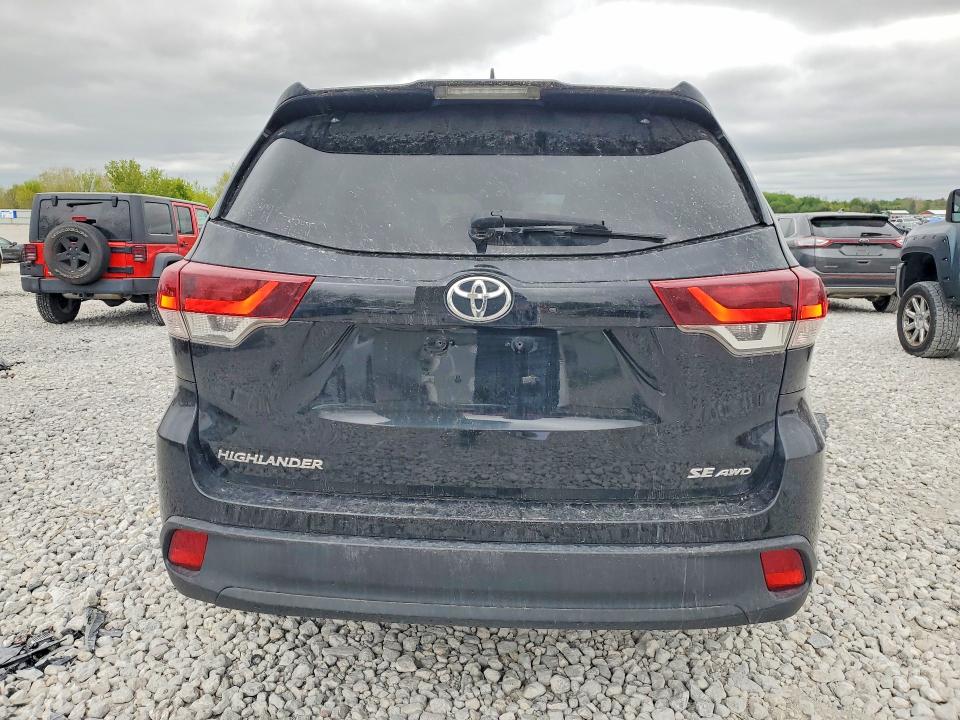 2019 Toyota Highlander VIN 5TDJZRFH7KS606469 COPART salvage auction — MINOR DENT/SCRATCHES, Mi - Dealer Only Clean Title (P), sold $13,100 on 2026-07-30 (photo 6)