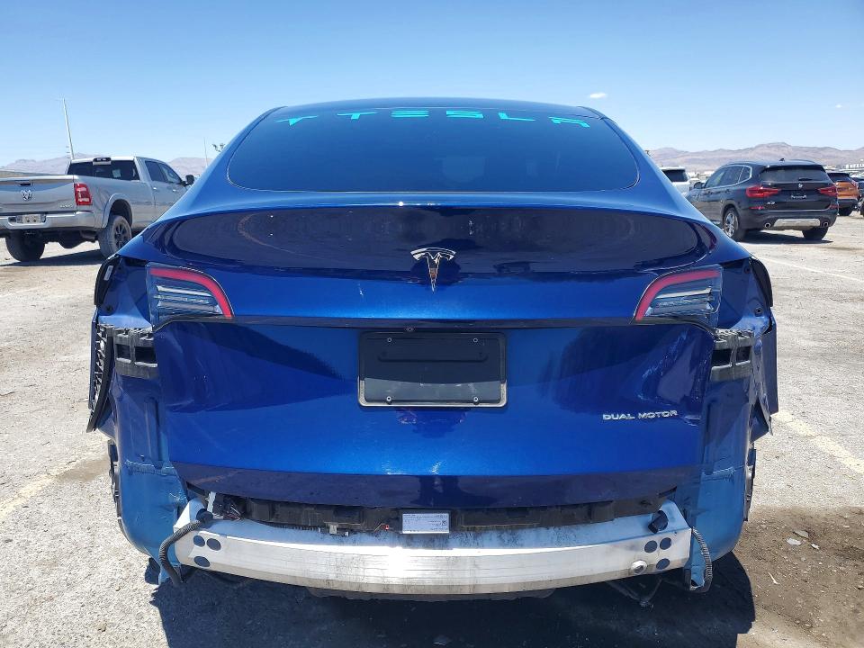 2020 Tesla Model y VIN 5YJYGDEE3LF055400 COPART salvage auction — SIDE, Nv - Salvage Title, sold $7,800 on 2026-07-28 (photo 6)