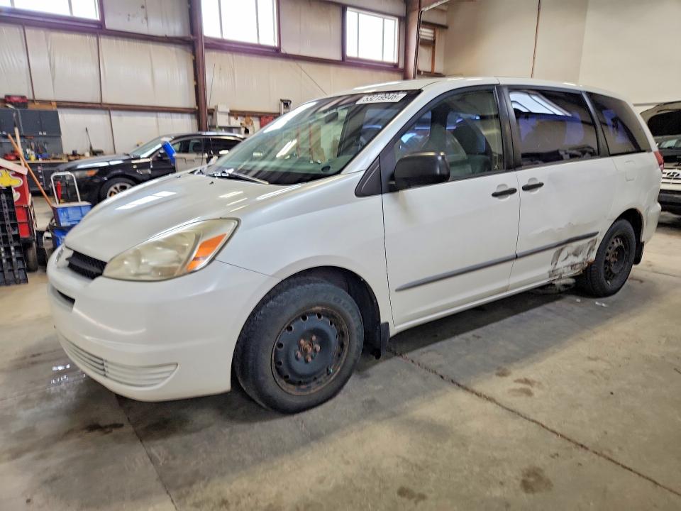 2005 Toyota Sienna VIN 5TDZA29C05S239551 COPART salvage auction — SIDE, AB - BOS - SALVAGE, sold $125 on 2026-07-30 (photo 1)