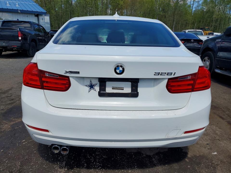 2014 BMW VIN WBA3B5G5XENS10196 COPART salvage auction — MINOR DENT/SCRATCHES, Ma - Cert Of Title-Parts Only Salva, sold $575 on 2026-07-09 (photo 6)