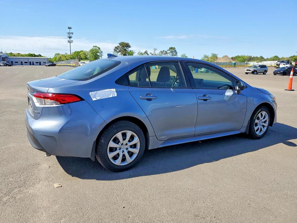 2023 Toyota Corolla VIN JTDBDMHE3PJ002463 COPART salvage auction — WATER/FLOOD, Ny - Mv907A-Flood Salvage, sold $3,900 on 2026-07-20 (photo 3)