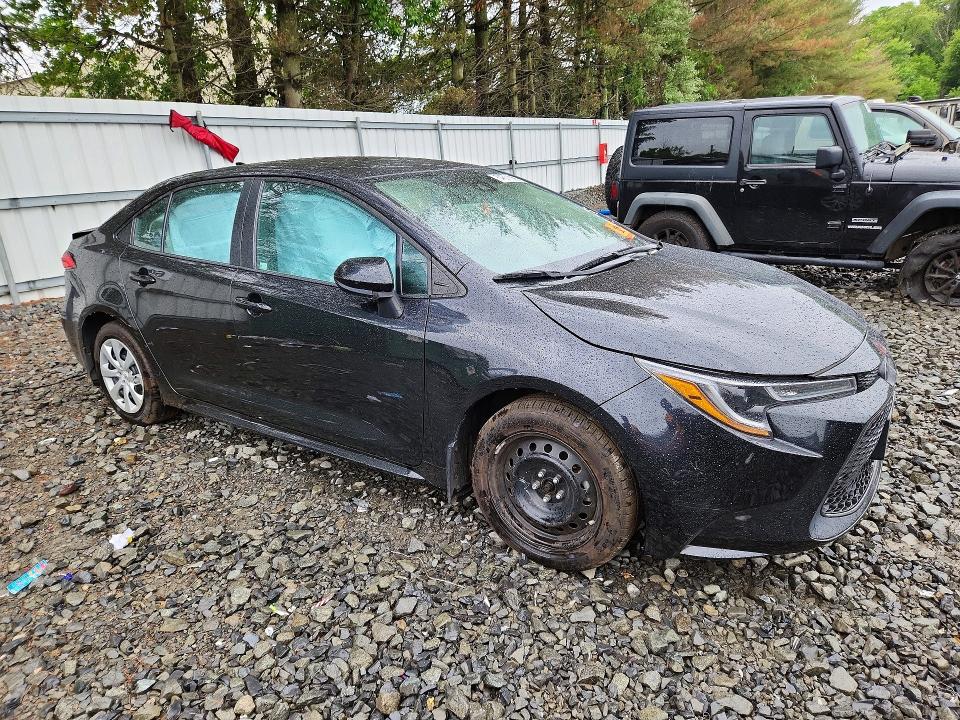 2021 Toyota Corolla VIN 5YFEPMAE8MP170699 COPART salvage auction — SIDE, Nj - Cert Of Title-Salvage, sold $2,750 on 2026-07-22 (photo 4)