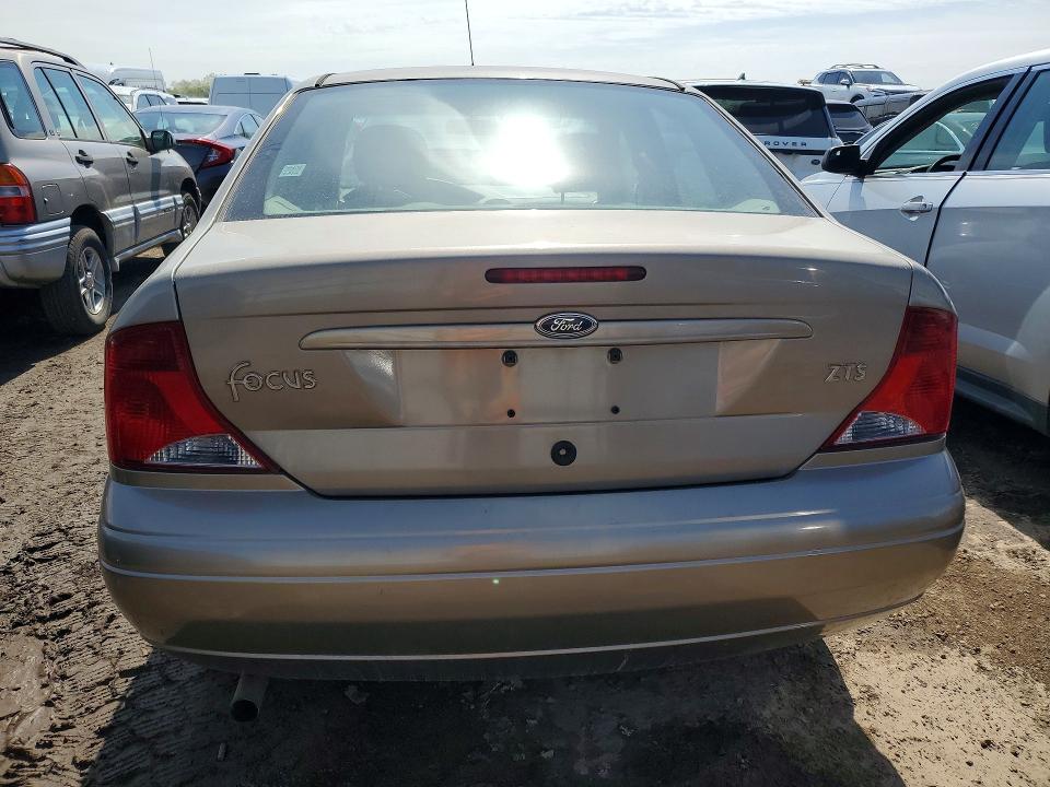 2004 Ford Focus VIN 1FAFP38Z04W127558 COPART salvage auction — NORMAL WEAR, Il - Certificate Of Title, sold $900 on 2026-07-09 (photo 6)