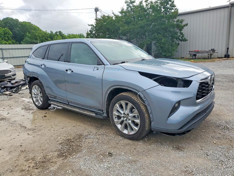 2021 Toyota VIN 5TDYZRAH5MS084854 COPART salvage auction — HAIL, MS - CERT OF TITLE - HAIL SALVAGE, sold $11,100 on 2026-07-29 (photo 4)