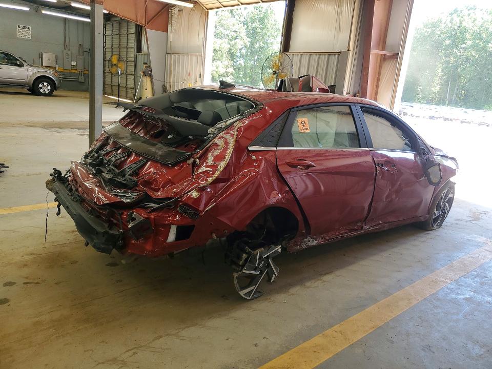 2025 Hyundai VIN KMHLP4DG1SU872184 COPART salvage auction — ROLLOVER, Fl - Dlr Only Cert Of Destruction, sold $2,800 on 2026-07-30 (photo 3)