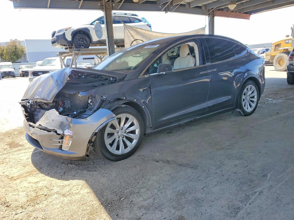 2018 Tesla Model x VIN 5YJXCAE22JF139572 COPART salvage auction — FRONT END, Ca - Salvage Certificate, sold $200 on 2026-07-28 (photo 1)