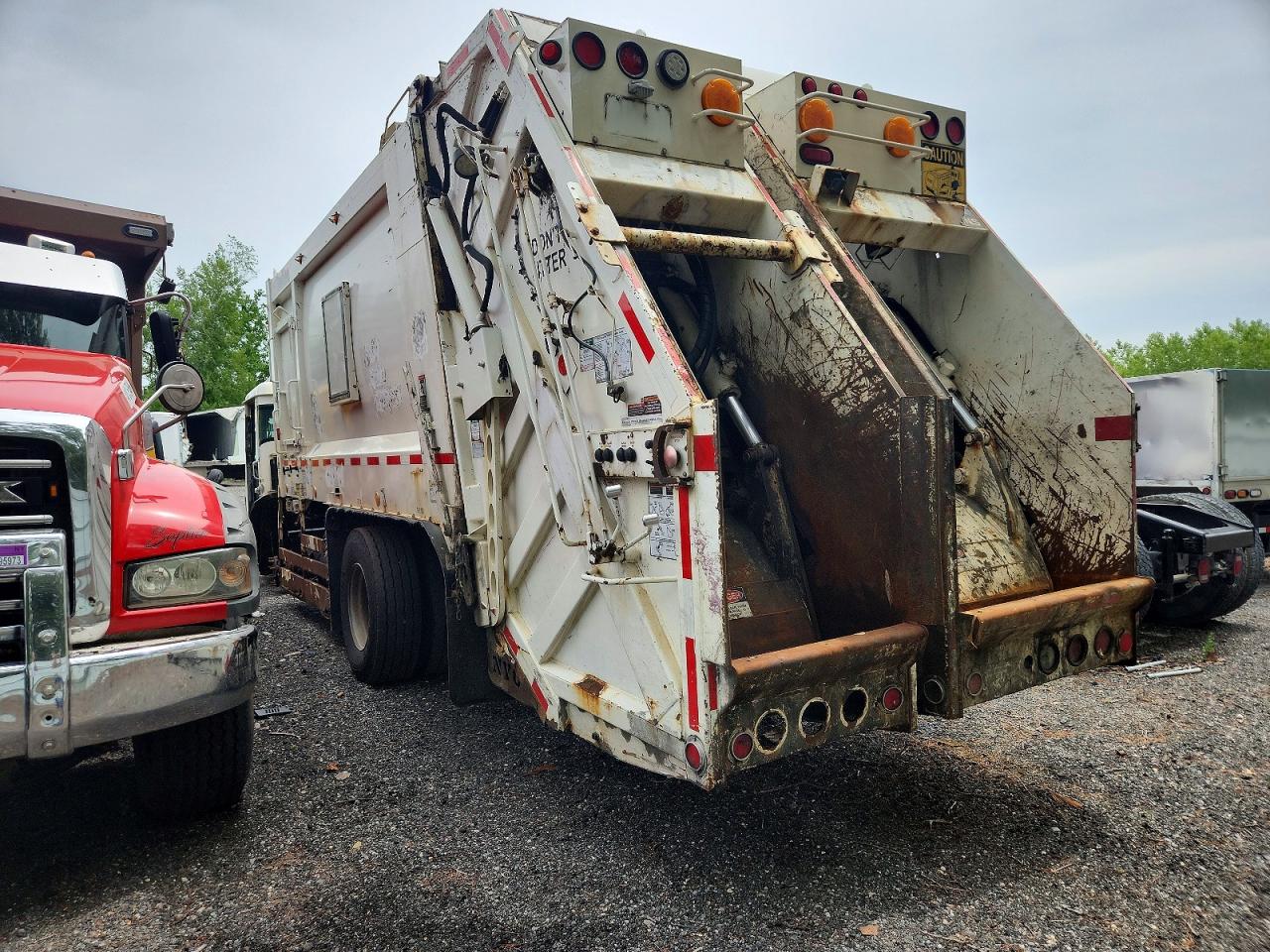 2019 Mack All other VIN 1M2LR02C9KM003884 COPART salvage auction — Mechanical, NY - CERT OF TITLE-SALVAGE, sold $2,950 on 2026-09-03 (photo 3)