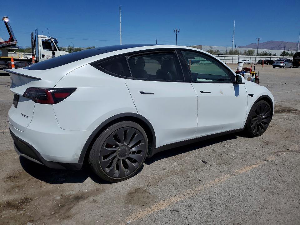 2024 Tesla Model y VIN 7SAYGDEF1RA285597 COPART salvage auction — FRONT END, Nv - Salvage Title, sold $150 on 2026-07-30 (photo 3)