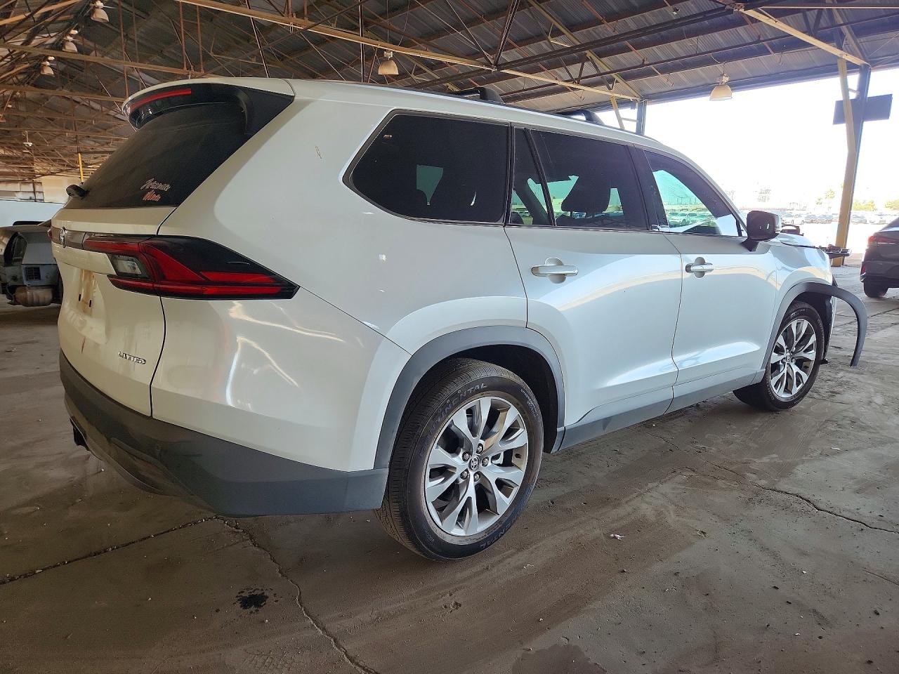 2026 Toyota Highlander VIN 5TDAAAA53TS038664 COPART salvage auction — Front End, Sc - Salvage Title, sold $27,000 on 2026-07-08 (photo 3)