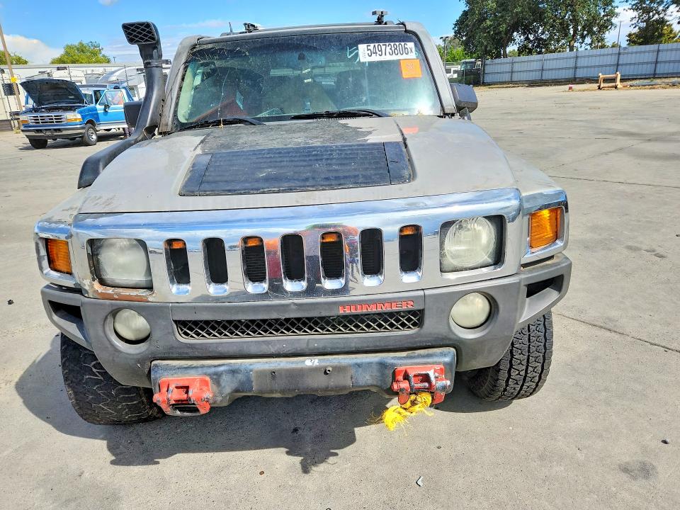 2009 Hummer H3 VIN 5GTEN13E598118296 COPART salvage auction — MINOR DENT/SCRATCHES, Ca - Dis/Dlr/Exp Only Clean Title, sold $425 on 2026-07-27 (photo 5)