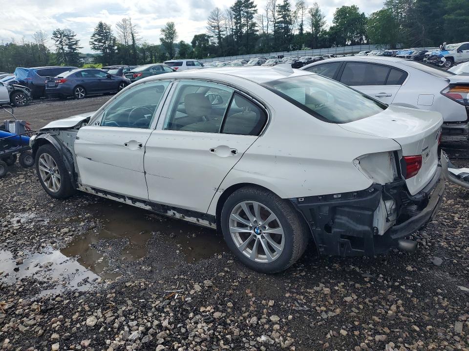 2018 BMW 3er VIN WBA8E5G55JNV02975 COPART salvage auction — FRONT END, Md - Cert Of Salvage > 75% Damage, sold $2,100 on 2026-08-03 (photo 2)