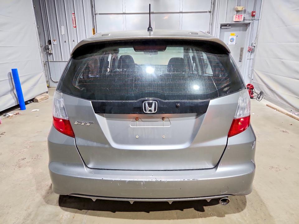 2009 Honda Fit VIN JHMGE88459S029435 COPART salvage auction — SIDE, Nh - Cert Of Title-Salvage, sold $100 on 2026-07-28 (photo 6)