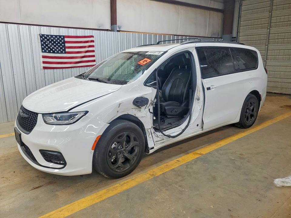 2021 Chrysler VIN 2C4RC1S75MR526828 COPART salvage auction — SIDE, Nc - Salvage Certificate Of Title, sold $4,450 on 2026-07-29 (photo 1)
