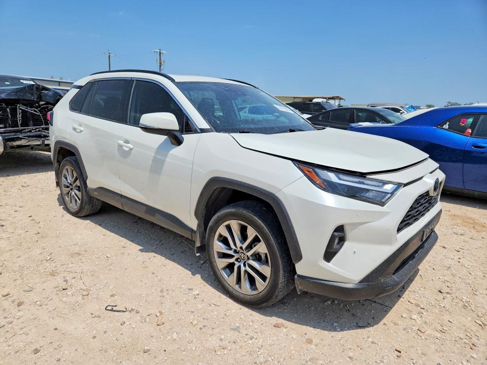 2022 Toyota Rav 4 VIN 2T3C1RFV6NW186017 COPART salvage auction — HAIL, Tx - Certificate Of Title, sold $15,500 on 2026-07-02 (photo 4)