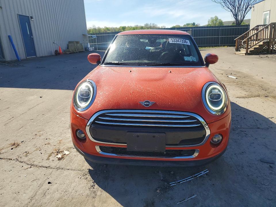 2021 Mini Cooper VIN WMWXR3C08M2N75889 COPART salvage auction — SIDE, Id - Salvage Certificate Of Title, sold $3,950 on 2026-08-19 (photo 5)
