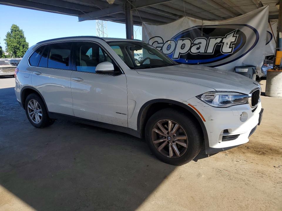 2014 BMW X5 VIN 5UXKR2C55E0C00883 COPART salvage auction — MINOR DENT/SCRATCHES, Mt - Dis/Dlr/Exp Only Clean Title, sold $2,800 on 2026-07-02 (photo 4)