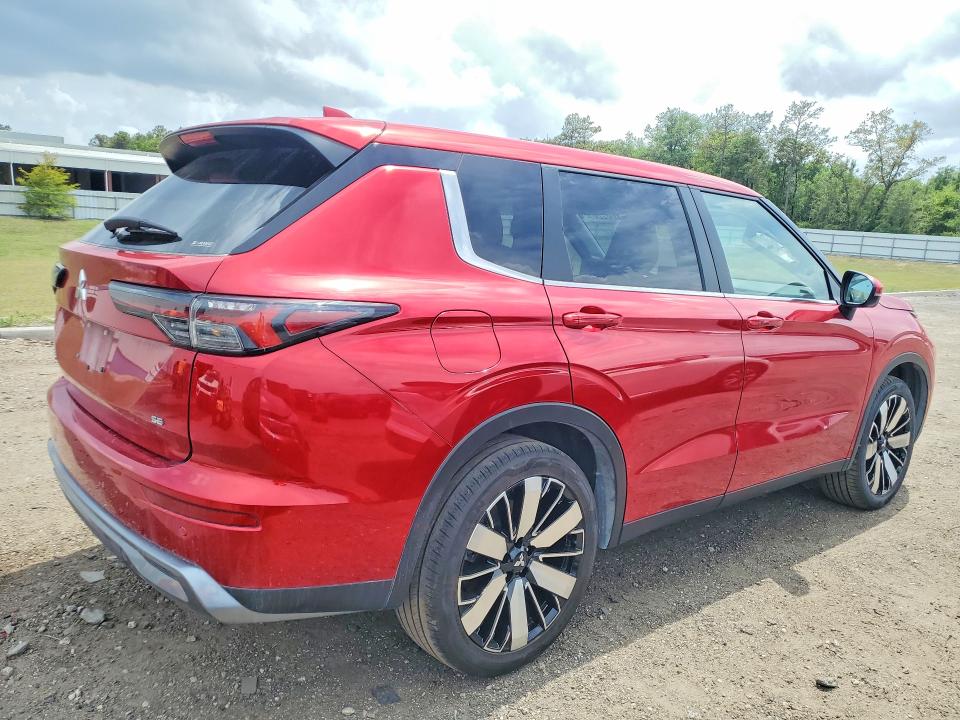2025 Mitsubishi Outlander VIN JA4J4VA81SZ032748 COPART salvage auction — MECHANICAL, MI - CERTIFICATE OF TITLE, sold $10,000 on 2026-07-27 (photo 3)