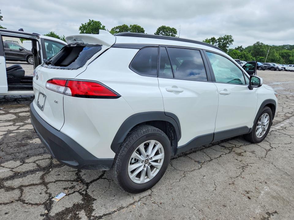 2024 Toyota Corolla cross VIN 7MUCAAAGXRV111263 COPART salvage auction — HAIL, MO - SALVAGE CERTIFICATE OF TITLE, sold $11,900 on 2026-07-27 (photo 3)