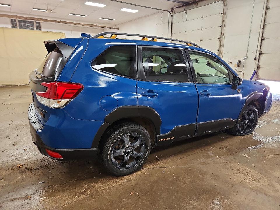 2022 Subaru Forester VIN JF2SKAMC6NH485641 COPART salvage auction — FRONT END, Mi - Certificate Of Title, sold $4,600 on 2026-07-29 (photo 3)