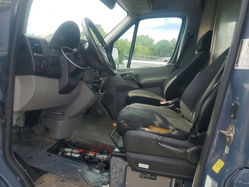 2018 Mercedes-benz Sprinter VIN WD3PE7CD1JP638297 COPART salvage auction — MINOR DENT/SCRATCHES, In - Certificate Of Title (P), sold $7,400 on 2026-07-30 (photo 7)