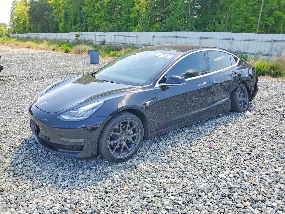 2018 Tesla Model 3 VIN 5YJ3E1EA1JF152281 COPART salvage auction — SIDE, Nc - Salvage Certificate Of Title, sold $3,000 on 2026-07-15 (photo 1)