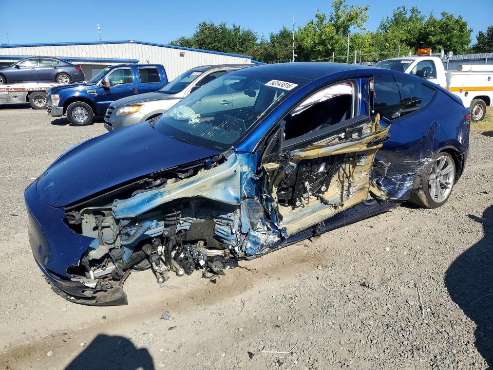 2024 Tesla Model y VIN 7SAYGDEE9RF983496 COPART salvage auction — FRONT END, Ca - Salvage Certificate, sold $2,550 on 2026-07-02 (photo 1)