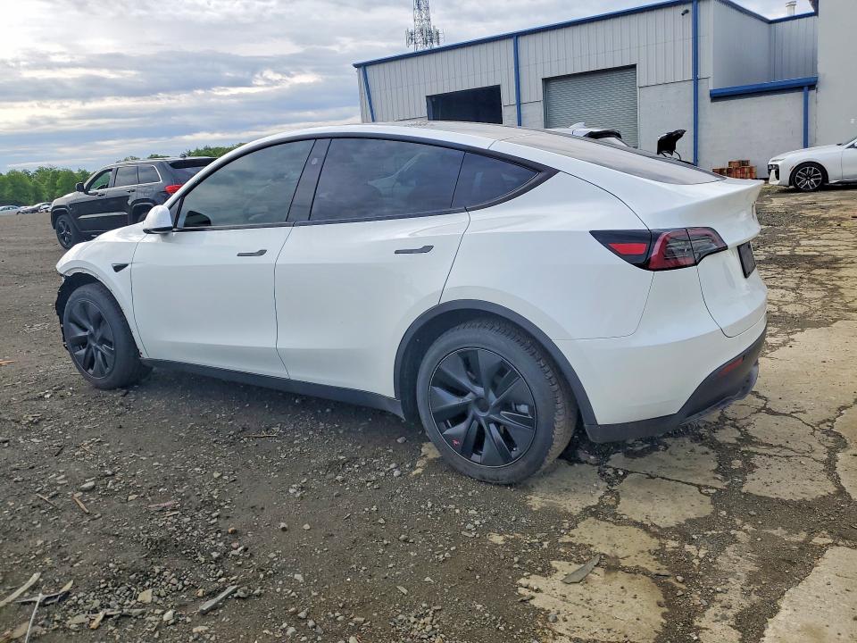 2025 Tesla Model y VIN 7SAYGDEE5SF290334 COPART salvage auction — FRONT END, Nj - Cert Of Title-Salvage, sold $14,200 on 2026-07-22 (photo 2)