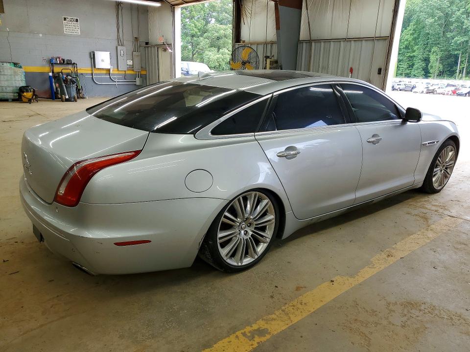 2013 Jaguar Xj VIN SAJWA2GE0DMV46026 COPART salvage auction — MECHANICAL, Sc - Dealer Only Clean Title, sold $3,550 on 2026-07-08 (photo 3)