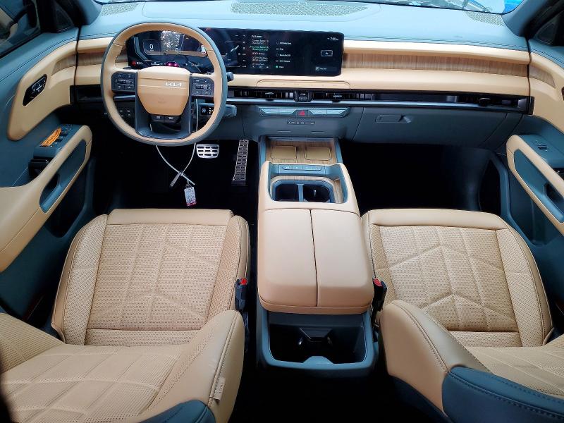 2027 Kia Telluride VIN 5XYPDES17VG025808 COPART salvage auction — FRONT END, CA - SALVAGE CERTIFICATE, sold $25,000 on 2026-07-16 (photo 8)