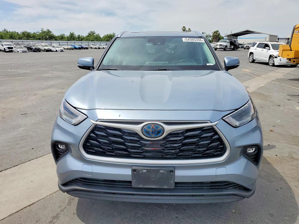 2021 Toyota Highlander VIN 5TDHBRCH1MS020747 COPART salvage auction — SIDE, Ca - Salvage Certificate, sold $16,300 on 2026-07-02 (photo 5)