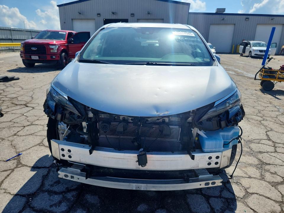 2025 Toyota Sienna VIN 5TDJRKEC3SS246632 COPART salvage auction — FRONT END, Ne - Cert Of Title W/Salvage Histor, sold $19,500 on 2026-07-08 (photo 5)