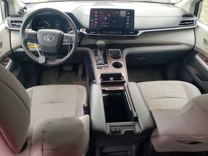 2022 Toyota Sienna VIN 5TDKSKFC5NS062238 COPART salvage auction — FRONT END, Ok - Certificate Of Title, sold $9,500 on 2026-07-09 (photo 8)