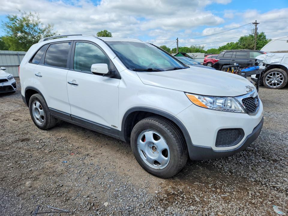 2011 Kia Sorento VIN 5XYKTDA22BG125117 COPART salvage auction — STRIPPED, Nj - Certificate Of Title (P), sold $750 on 2026-07-17 (photo 4)