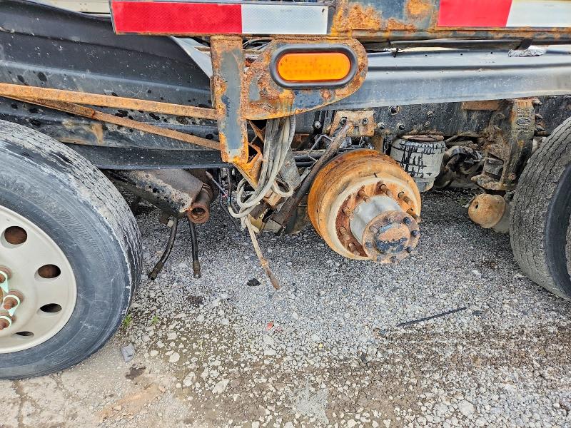 2019 Peterbilt 567 VIN 1NPCL40X0KD604595 COPART salvage auction — ROLLOVER, PA - CERTIFICATE OF SALVAGE, sold $4,700 on 2026-07-09 (photo 9)