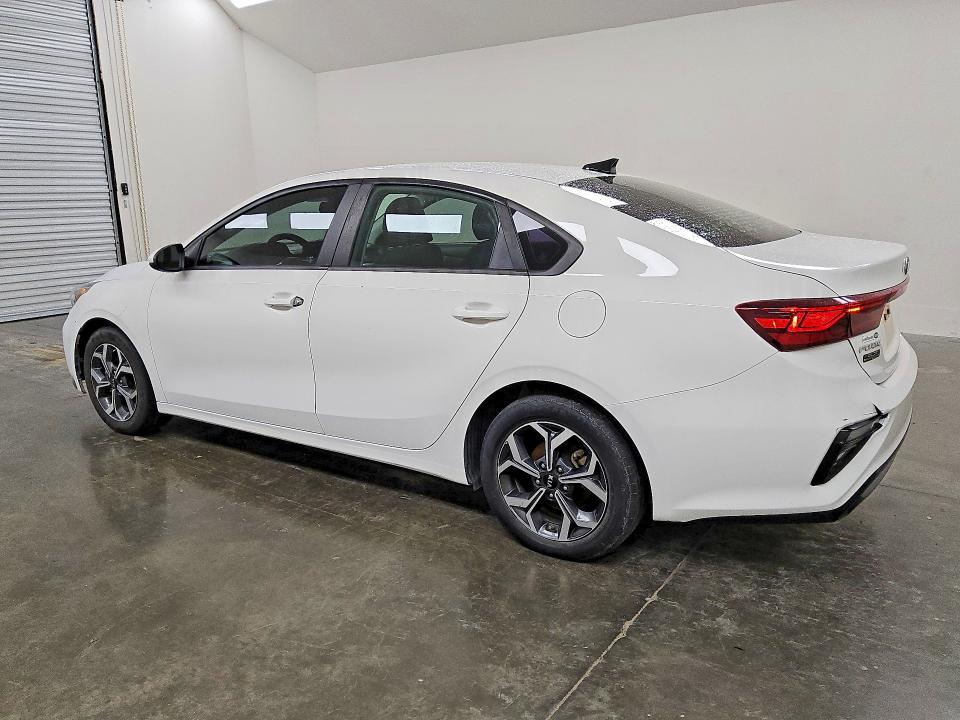 2020 Kia Forte VIN 3KPF24AD5LE185302 COPART salvage auction — MINOR DENT/SCRATCHES, Tx - Certificate Of Title, sold $2,300 on 2026-07-02 (photo 2)