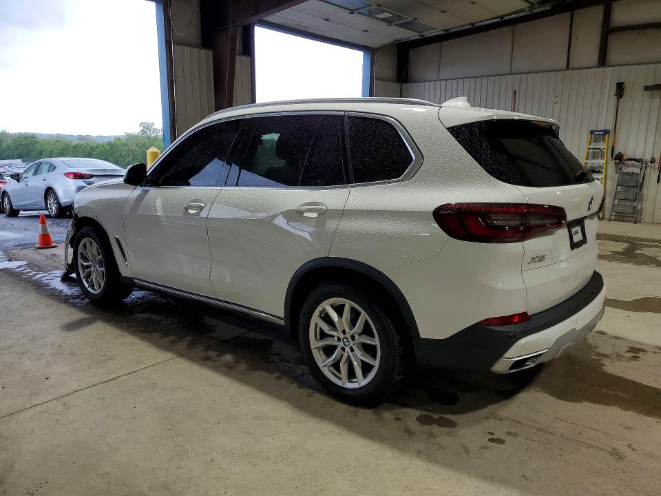 2021 BMW VIN 5UXCR6C02M9F33066 COPART salvage auction — FRONT END, Pa - Certificate Of Salvage, sold $10,700 on 2026-07-24 (photo 2)