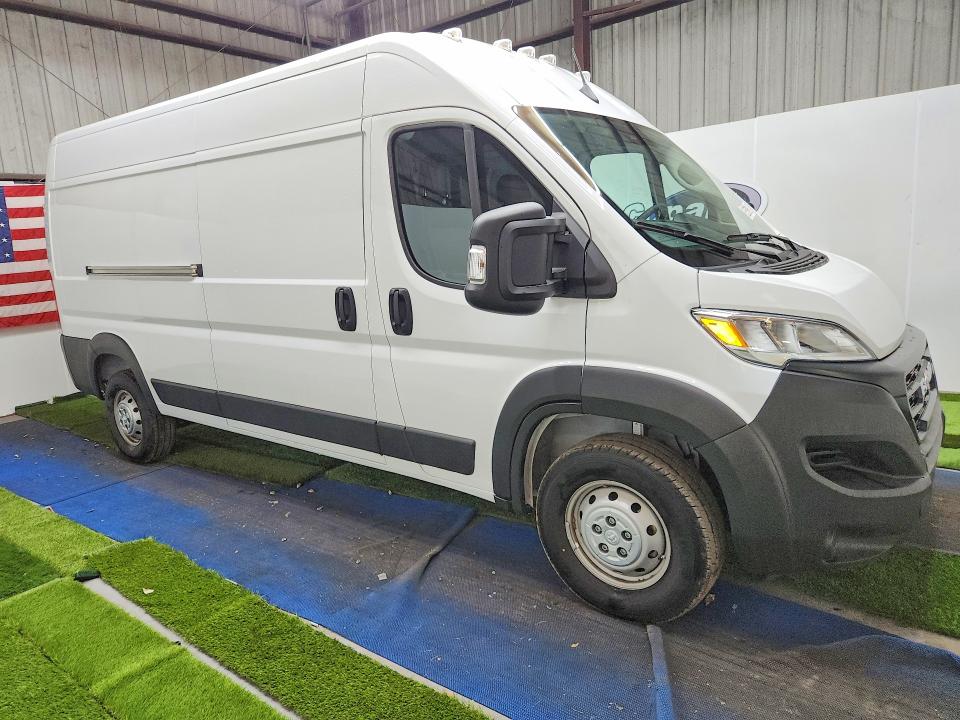 2023 Ram Promaster 2500 VIN 3C6LRVDG1PE593917 COPART salvage auction — SIDE, FL - CERTIFICATE OF TITLE (P), sold $19,200 on 2026-07-15 (photo 4)