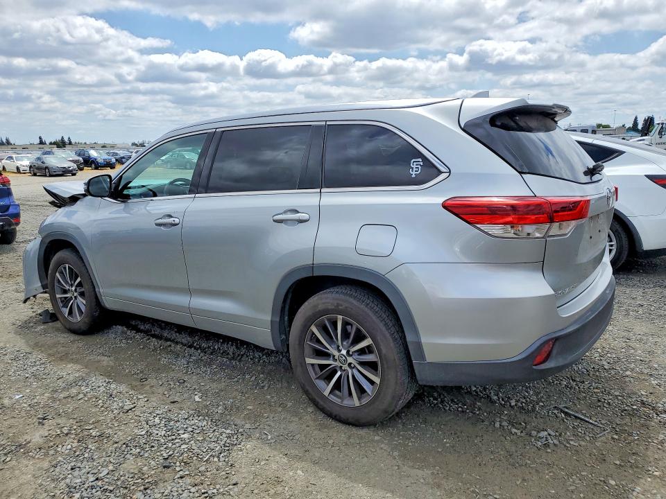 2017 Toyota Highlander VIN 5TDKZRFH9HS513174 COPART salvage auction — FRONT END, CA - SALVAGE CERTIFICATE, sold $7,000 on 2026-07-14 (photo 2)