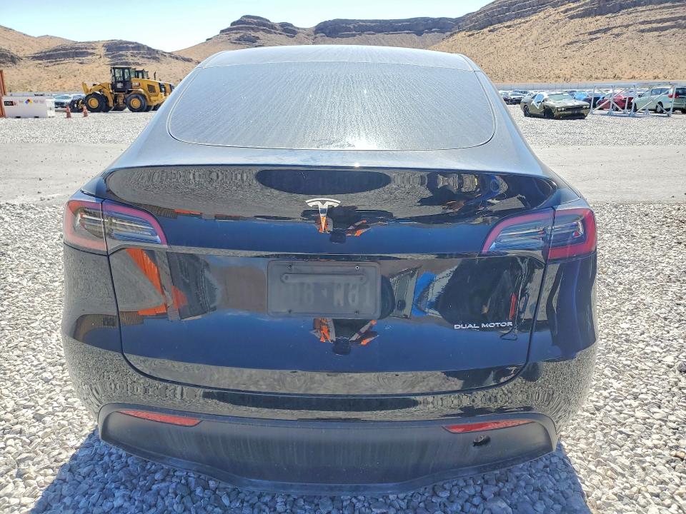 2023 Tesla Model y VIN 7SAYGDEE5PF674377 COPART salvage auction — FRONT END, Nv - Salvage Title, sold $9,500 on 2026-07-22 (photo 6)