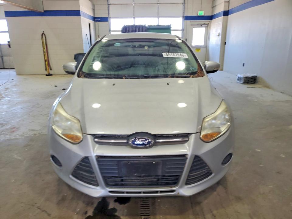 2014 Ford Focus VIN 1FADP3F22EL425089 COPART salvage auction — NORMAL WEAR, Va - Certificate Of Title, sold $1,350 on 2026-07-03 (photo 5)