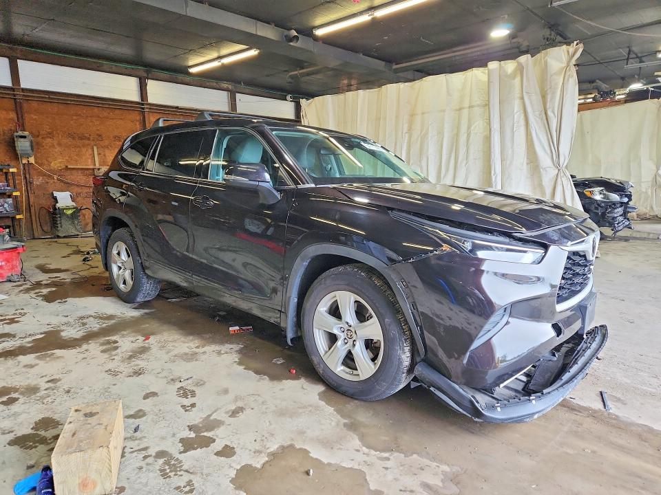 2021 Toyota Highlander VIN 5TDCZRBHXMS058128 COPART salvage auction — FRONT END, PA - CERTIFICATE OF SALVAGE, sold $7,000 on 2026-07-02 (photo 4)