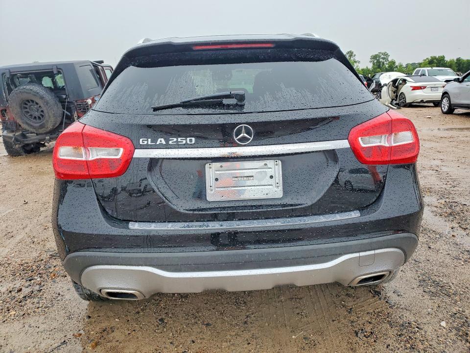 2019 Mercedes-benz VIN WDCTG4EB0KU000693 COPART salvage auction — WATER/FLOOD, Tx - Salvage Title-Flood Damage, sold $2,700 on 2026-08-04 (photo 6)