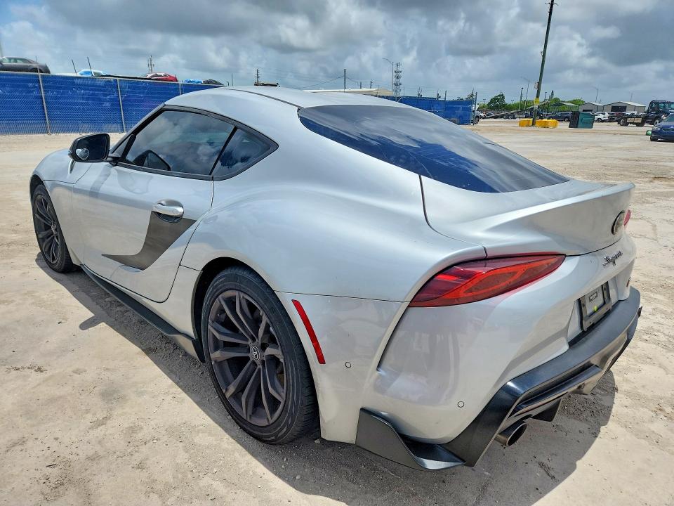 2022 Toyota Supra VIN WZ1DB2C09NW049433 COPART salvage auction — REAR END, Fl - Certificate Of Destruction, sold $16,700 on 2026-07-22 (photo 2)