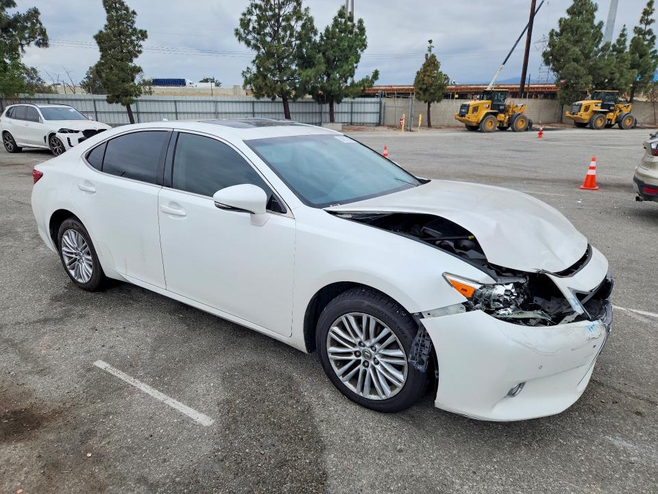 2014 Lexus VIN JTHBK1GG5E2095175 COPART salvage auction — FRONT END, Ca - Salvage Certificate, sold $3,050 on 2026-07-28 (photo 4)
