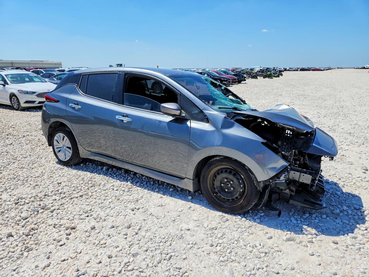 2023 Nissan Leaf VIN 1N4AZ1BV1PC558107 COPART salvage auction — Front End, TX - CERTIFICATE OF TITLE, sold $1,450 on 2026-07-09 (photo 4)