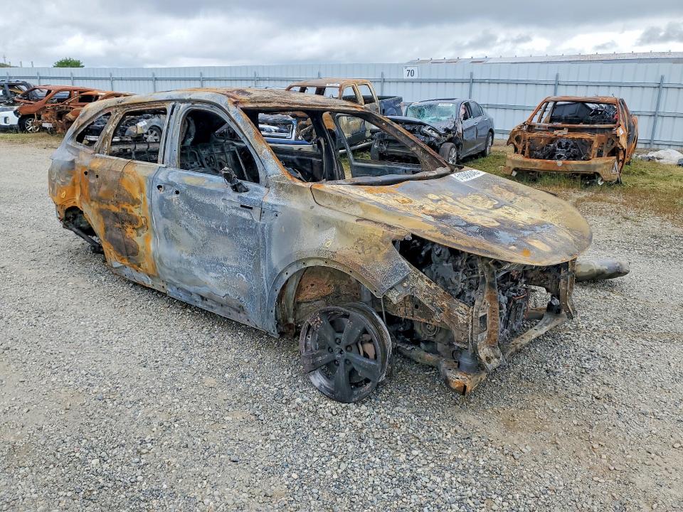 2022 Kia Sorento VIN 5XYRGDLC2NG075431 COPART salvage auction — BURN, Ca - Salvage Certificate, sold $50 on 2026-07-31 (photo 4)
