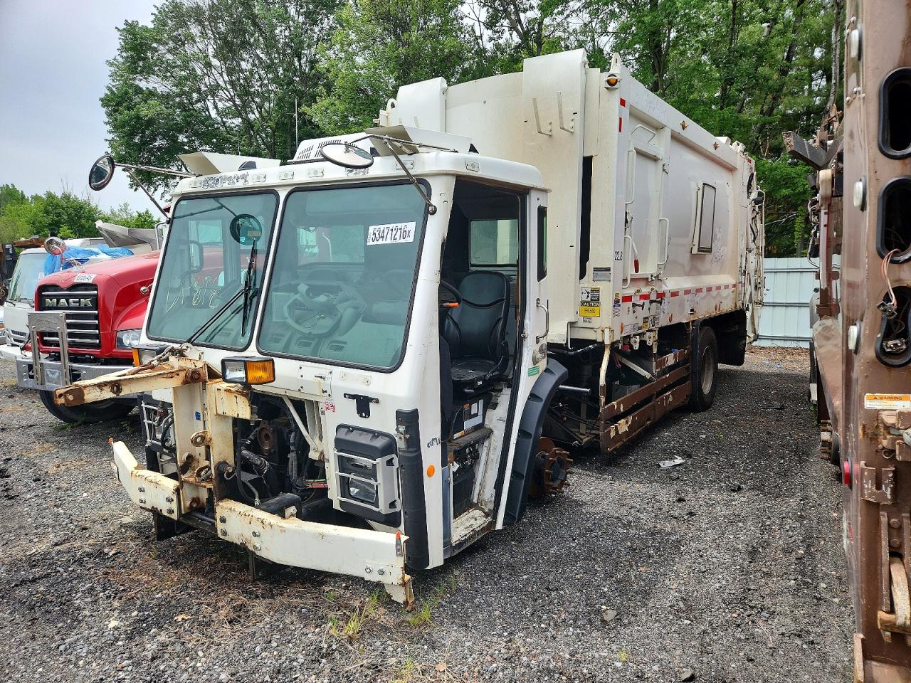 2019 Mack All other VIN 1M2LR02C9KM003884 COPART salvage auction — Mechanical, NY - CERT OF TITLE-SALVAGE, sold $2,950 on 2026-09-03 (photo 2)