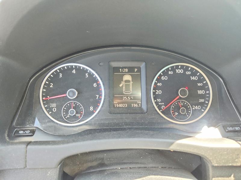 2016 Volkswagen Tiguan VIN WVGJV7AX0GW509101 COPART salvage auction — VANDALISM, Qc - Gravement Accidente, sold $1,650 on 2026-07-07 (photo 9)