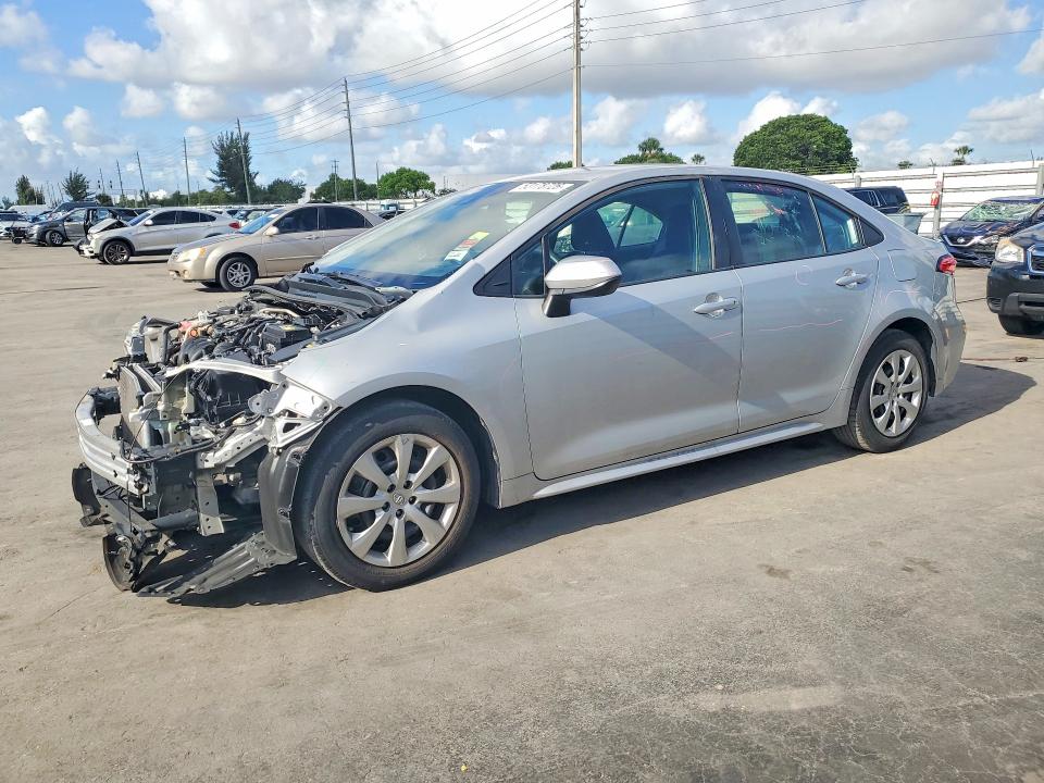 2020 Toyota Corolla VIN 5YFEPRAE8LP064345 COPART salvage auction — FRONT END, Fl - Cert Of Title Slvg Rebuildable, sold $4,000 on 2026-07-13 (photo 1)
