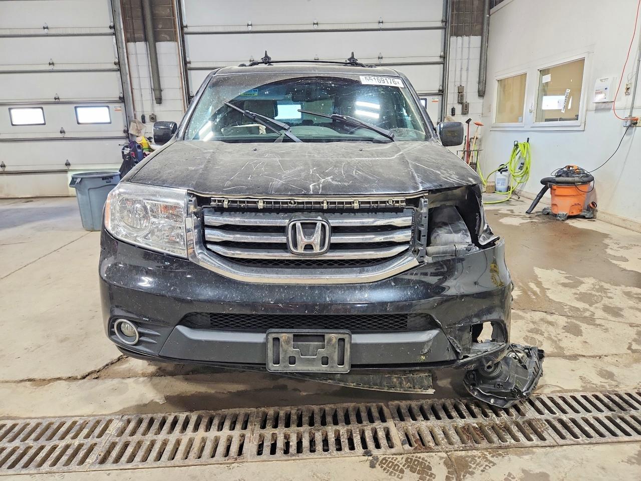 2015 Honda Pilot VIN 5FNYF4H57FB022712 COPART salvage auction — Undercarriage, MN - CERT OF TITLE-SALVAGE, sold $750 on 2026-07-09 (photo 5)